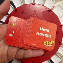 Carregar imagem no visualizador da galeria, Stop Divertido em Família em PORTUGUÊS | Varie Kids™