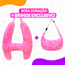 Carregar imagem no visualizador da galeria, Almofada H Viagens e Passeios Tranquilos | Varietah Kids™