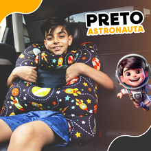 Carregar imagem no visualizador da galeria, Almofada H Viagens e Passeios Tranquilos | Varietah Kids™