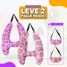 Carregar imagem no visualizador da galeria, Almofada H Viagens e Passeios Tranquilos | Varietah Kids™