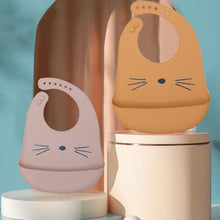 Carregar imagem no visualizador da galeria, Babador de silicone para bebê - Loja Varietah Kids
