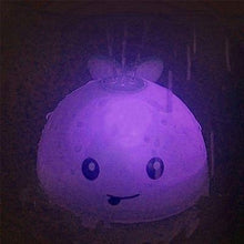 Carregar imagem no visualizador da galeria, Brinquedo Interativo para Bebê Baleia Pisca Cores Jato D&#39;Água - Loja Varietah Kids
